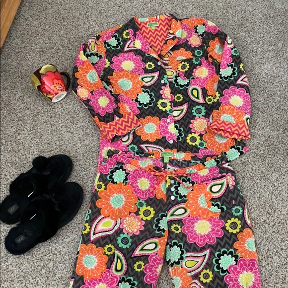 Med. Vera Bradley Ziggy Zinnia PJ Set - Picture 4 of 7